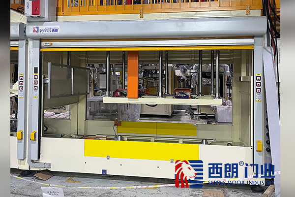 南通某工廠安裝的防護安全門